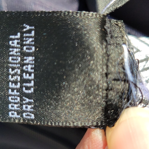 Carmen Marc Valvo Cocktail Dress - Picture 13 of 13